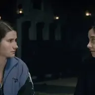 După dealuri