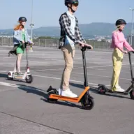 Cum alegi cel mai eficient vehicul electric pentru drumuri scurte: ghidul complet al autonomiei și costurilor zilnice
