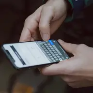 Escrocheriile online care ajung cel mai des la timișoreni și semnele care le dau de gol