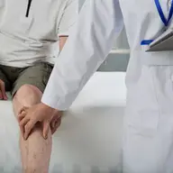 Recuperare după proteză de genunchi sau șold: de ce contează cum e făcută operația