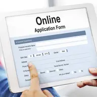 Cum știe o platformă digitală că utilizatorul are vârsta pe care o declară