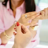 Cum alegi mărimea corectă a inelului: ghid complet pentru comenzi online