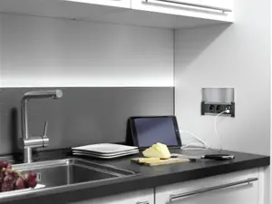 Prize incorporabile în mobilier: curentul se decide înainte să fie gata bucătăria