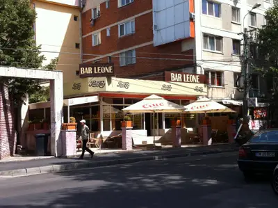 Bar Leone