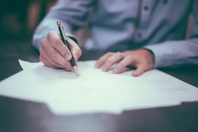 Ghid pentru închirierea unui apartament în Timișoara: Contracte și drepturi
