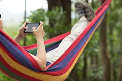 Noile forme de divertisment online care câștigă popularitate în rândul adulților din România