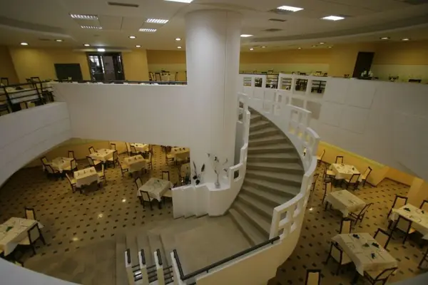 Restaurant Tallydis 2