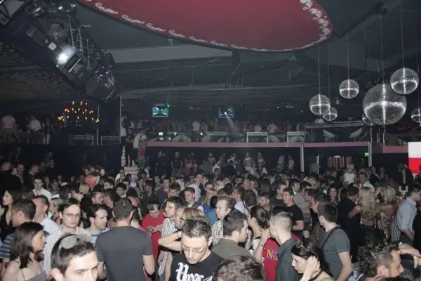 Hernan Cattaneo - Heaven Club