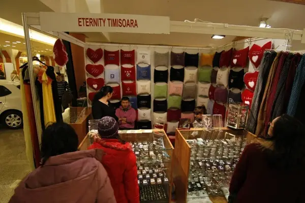 Targ Valentine\'s Day Iulius Mall