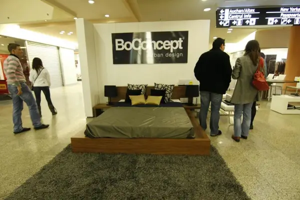 Targul imobiliar Acasa pentru toti Iulius Mall martie 2010