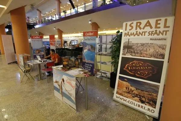 Salonul de Vacante 2010 de la Iulius Mall