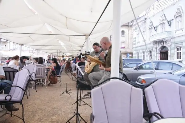 Concert cu Ionut Dorobantu si Victor Miclaus