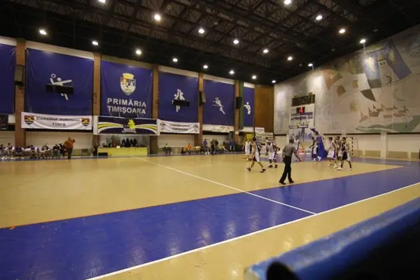 Baschet BC Timisoara - - SCM Universitatea Craiova 04 12 2010
