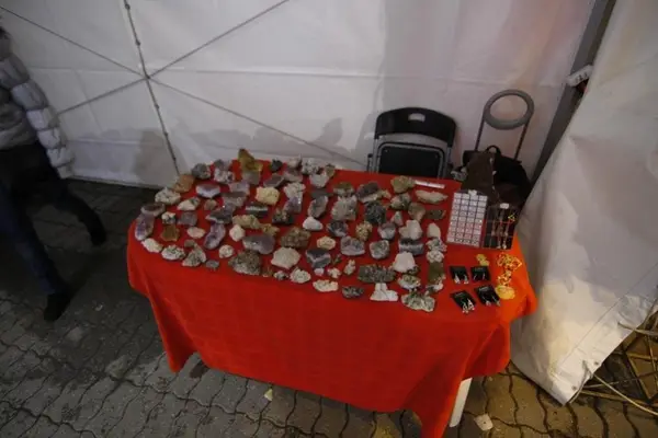 Targ de iarna in parcarea Billa din Circumvalatiunii 2010