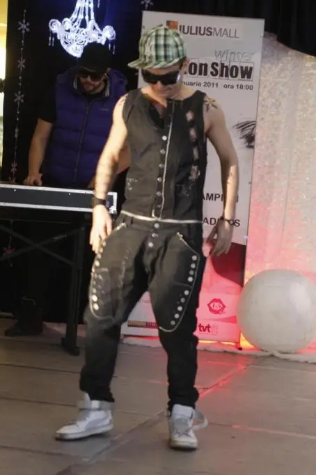 Concert Alex Velea la Iulius Mall