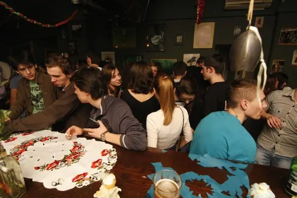 Kitsch Party la Green Pub