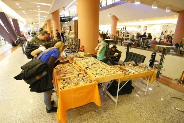 Targ de Antichitati la Iulius Mall 25-27 03 2011