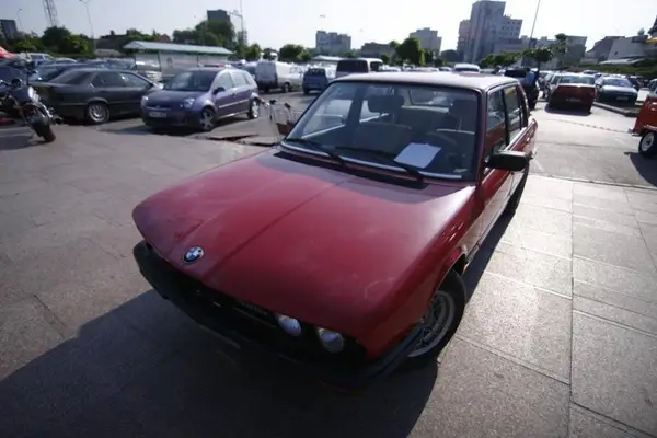 Expozitie de masini Retro la Iulius Mall