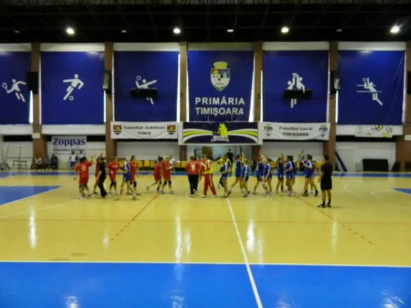 Universitatea Timisoara 27-29 Sf. Gheorghe