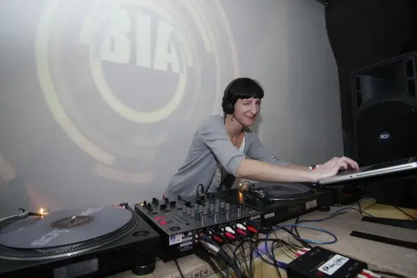B-Complex Mighty Boogie, Elementrix si Bia la Setup