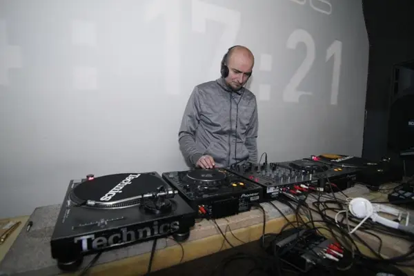 TM DJ Chalenge la Setup Venue