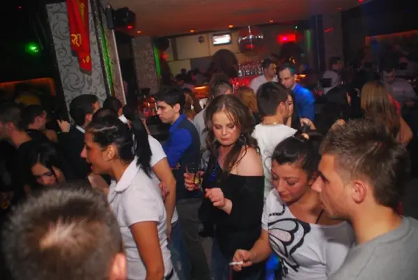 Party in Club Madness 24 03 2012
