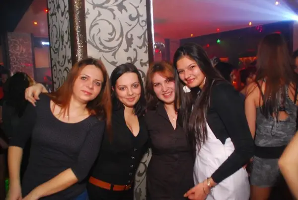 Striptease masculin la Club Madnes de 8 martie 2012