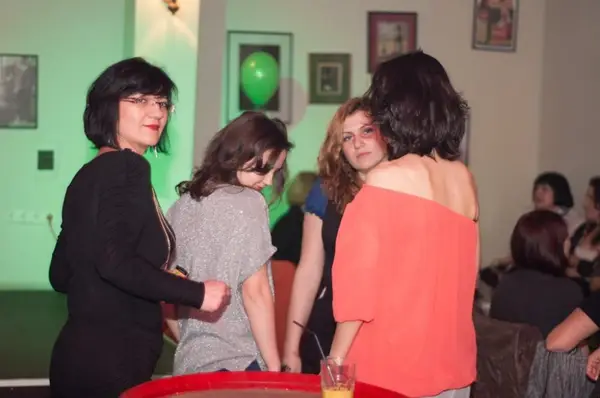 Striptease masculin la LifePub de 8 martie 2012
