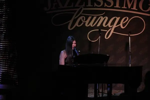 Concert Paula Seling la Jazzisimo Lounge
