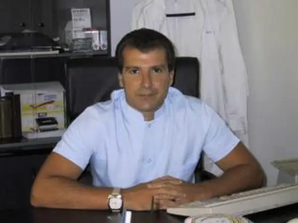 Konstandinos Giatras - doctor