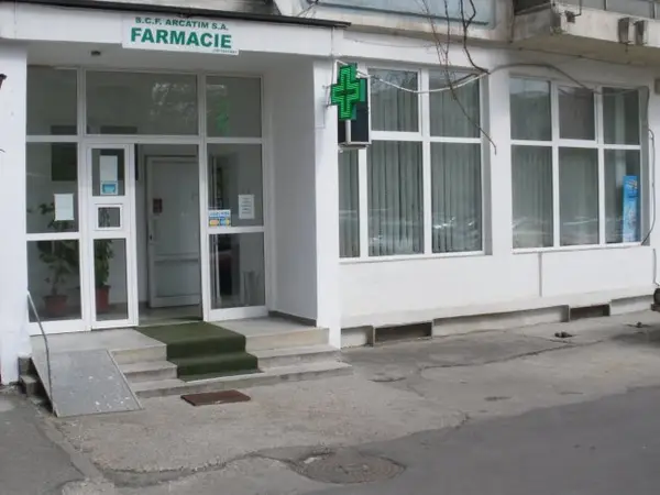 Farmacia Arcatim 131