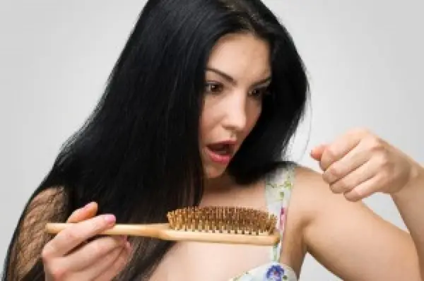 Afectiuni prin deficit de par - alopecii