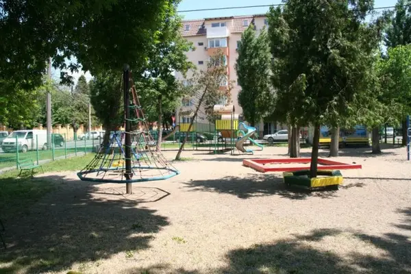 Loc de joaca - Guliver