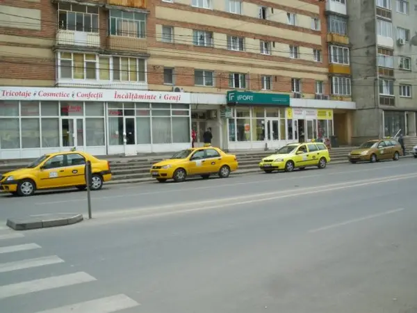 Statie taxi - Calea Martirilor