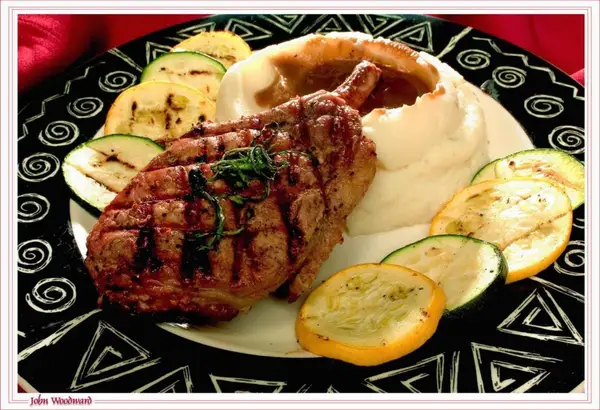 Meniul zilei la Restaurant Check Inn pentru 23-27 iulie 2012