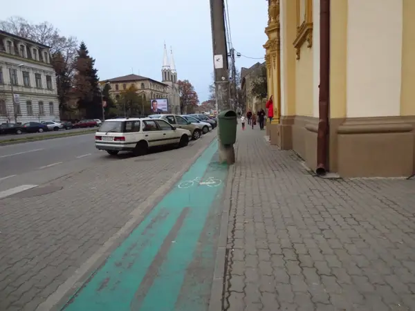 Pista bicicleta - Bulevardul General Ion Dragalina