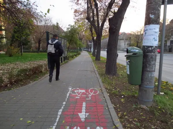 Pista bicicleta - Bulevardul Mihai Viteazu
