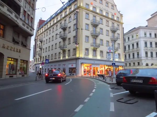 Pista bicicleta - Bulevardul Republicii