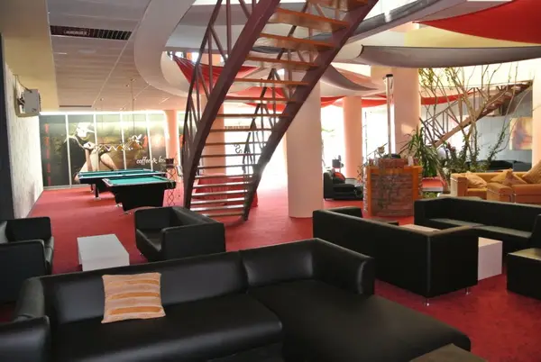 Snake Coffee & Lounge Timisoara - bar, biliard