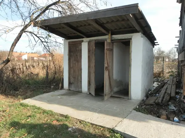 Scoala cu clasele I-IV din Comuna Bethausen