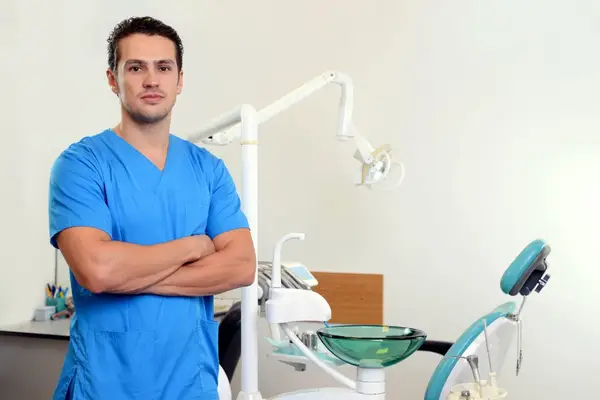 Curtuzan Vlad - doctor