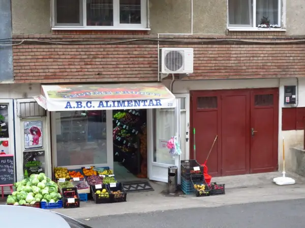 Minimarket - Strada Delfinului