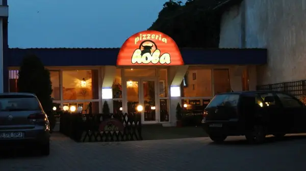 Pizzeria Hola