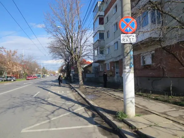 Statie RATT - str. Banatul colt cu Bulevardul Dambovita retur