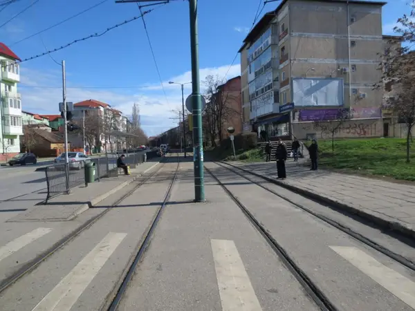 Statie RATT - str. Banatul colt cu Bulevardul Dambovita retur