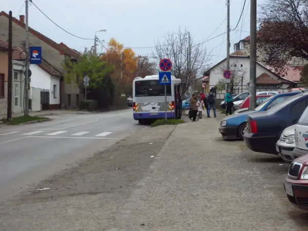 Statie RATT - str. Nicolae Andreescu colt cu str. Lamaitei