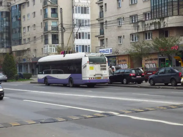 Statie RATT - str. Simion Barnutiu colt cu str. Renasterii