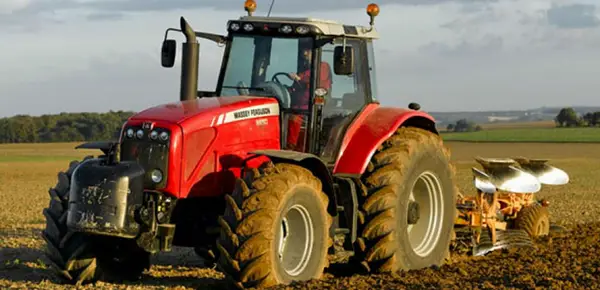 Banat Tractor