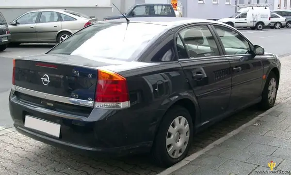 Dezmembrez Opel Vectra C