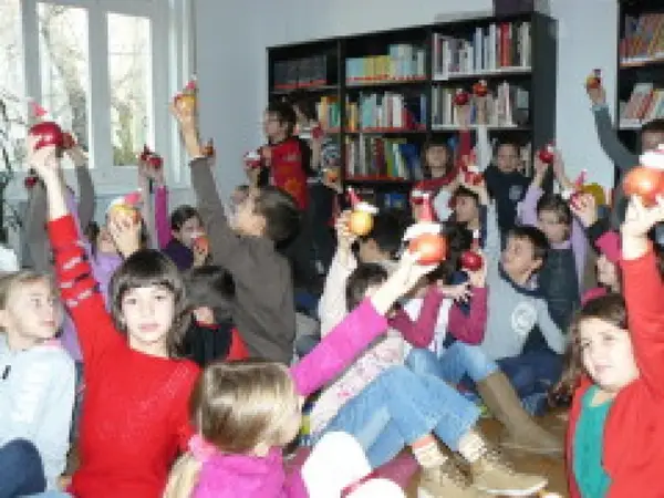 Atelierul spiridusilor pentru clase de elevi